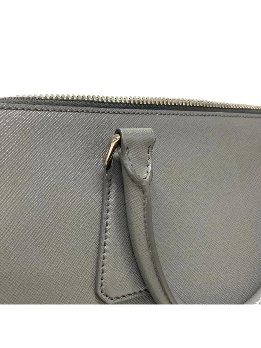 Prada this authentic